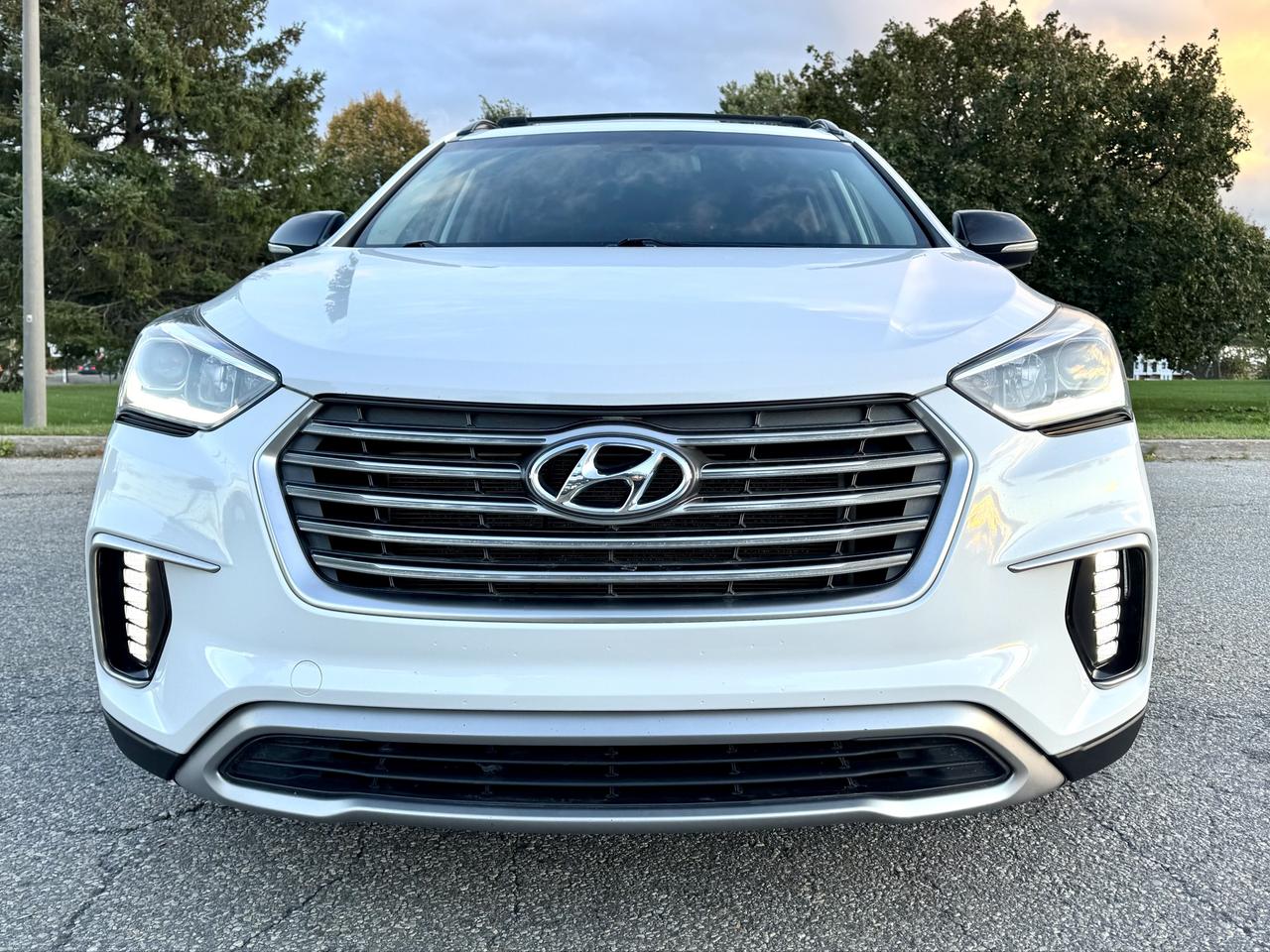 2017 Hyundai Santa Fe XL Premium Photo