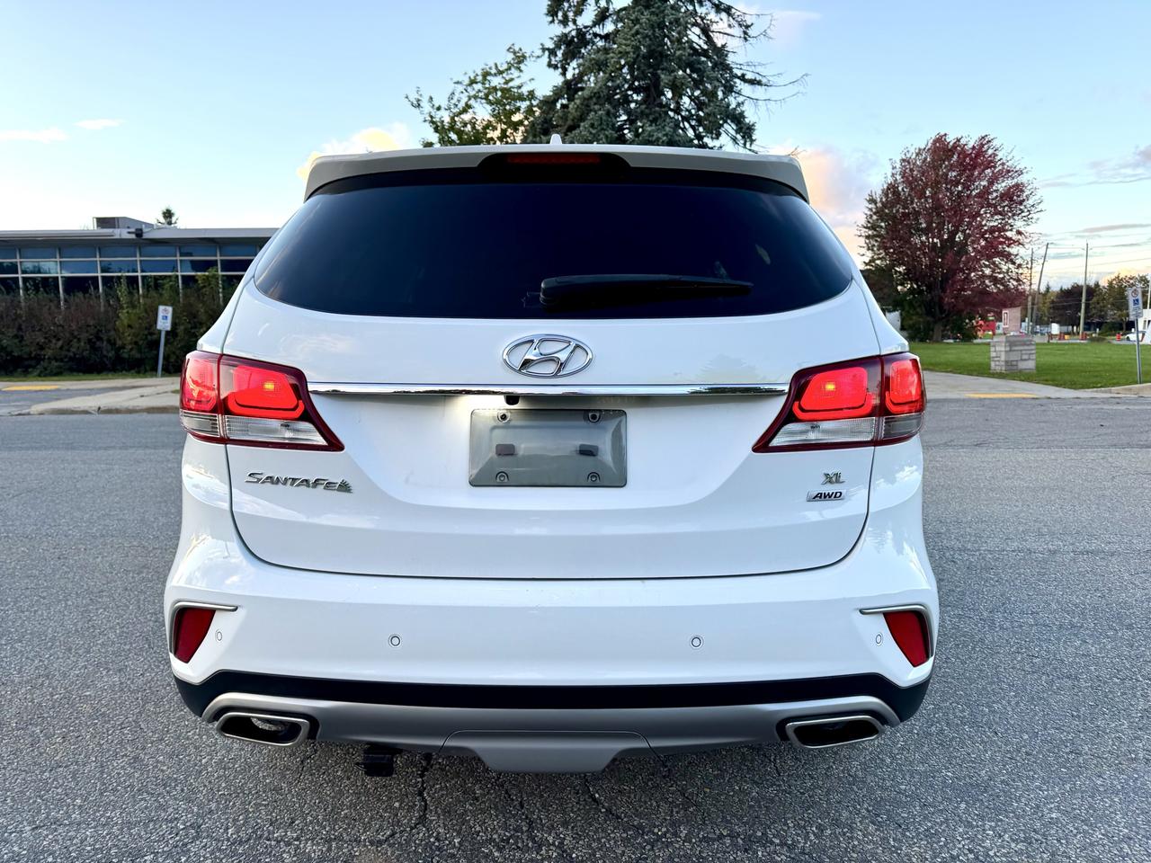 2017 Hyundai Santa Fe XL Premium Photo