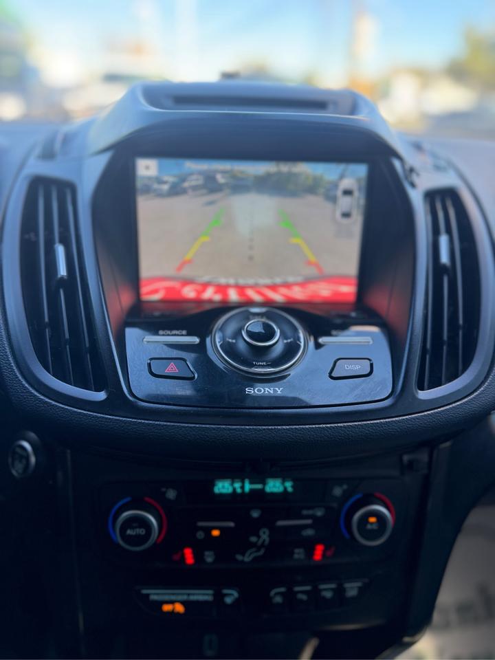 2018 Ford Escape Titanium Photo
