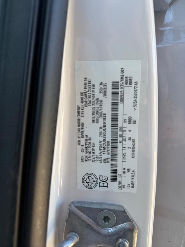 2018 Ford Escape Titanium Photo