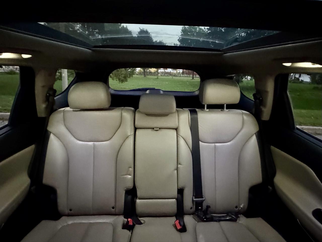 2020 Hyundai Santa Fe Ultimate Photo