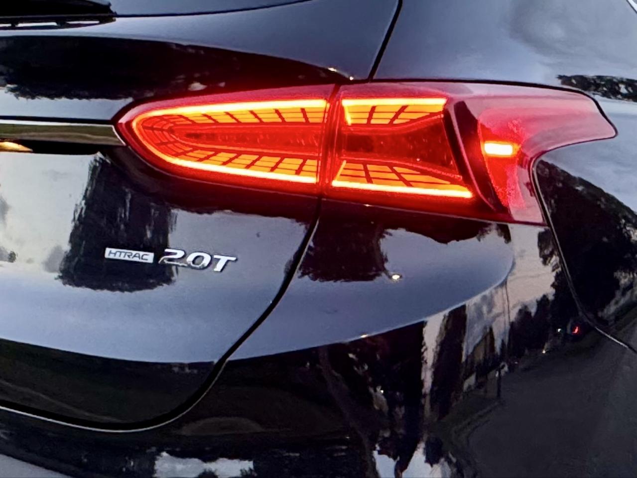 2020 Hyundai Santa Fe Ultimate Photo