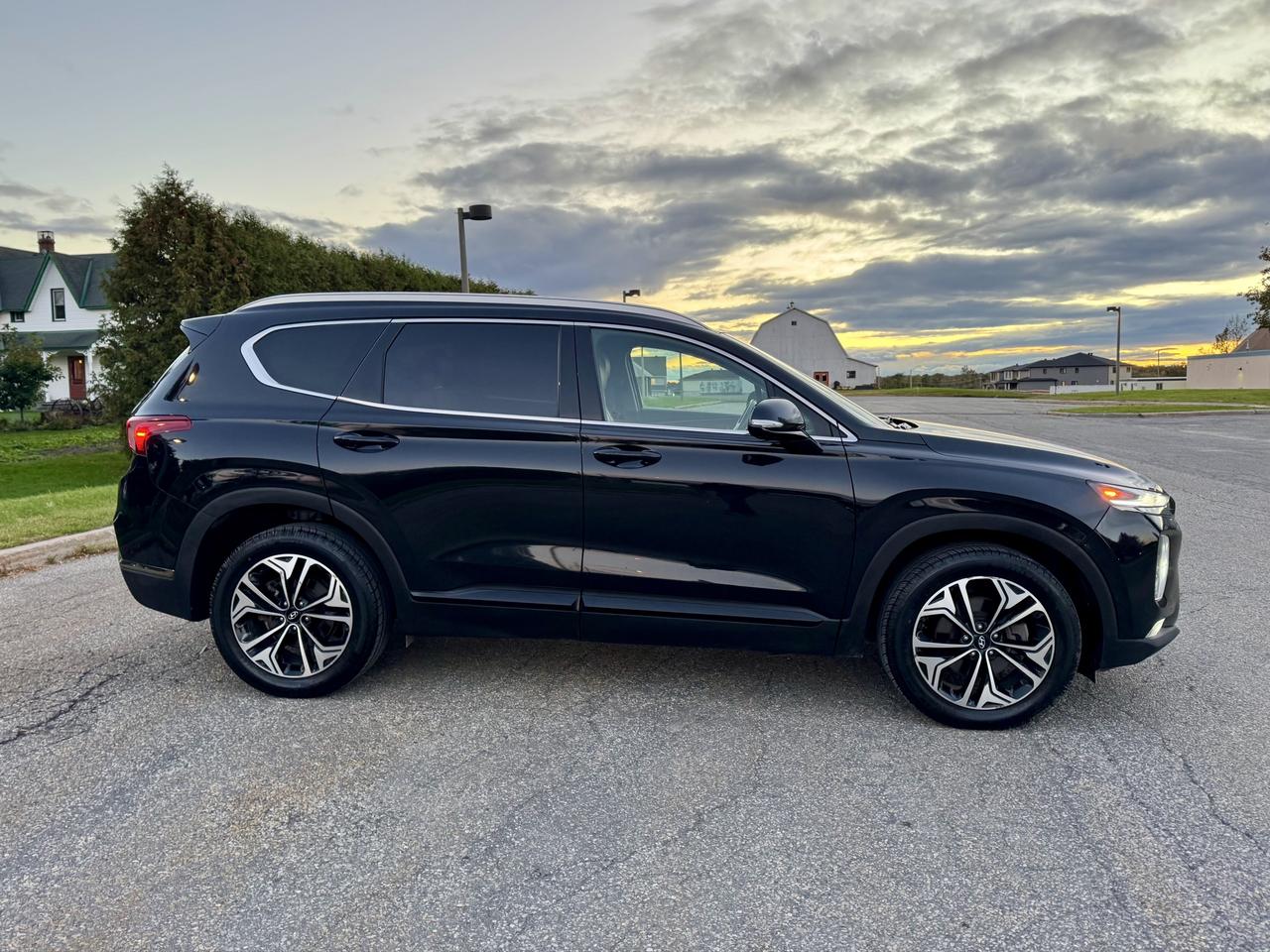 2020 Hyundai Santa Fe Ultimate Photo