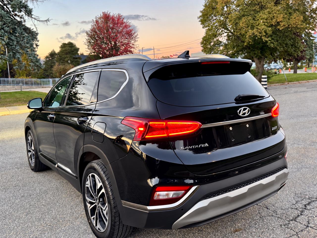 2020 Hyundai Santa Fe Ultimate Photo