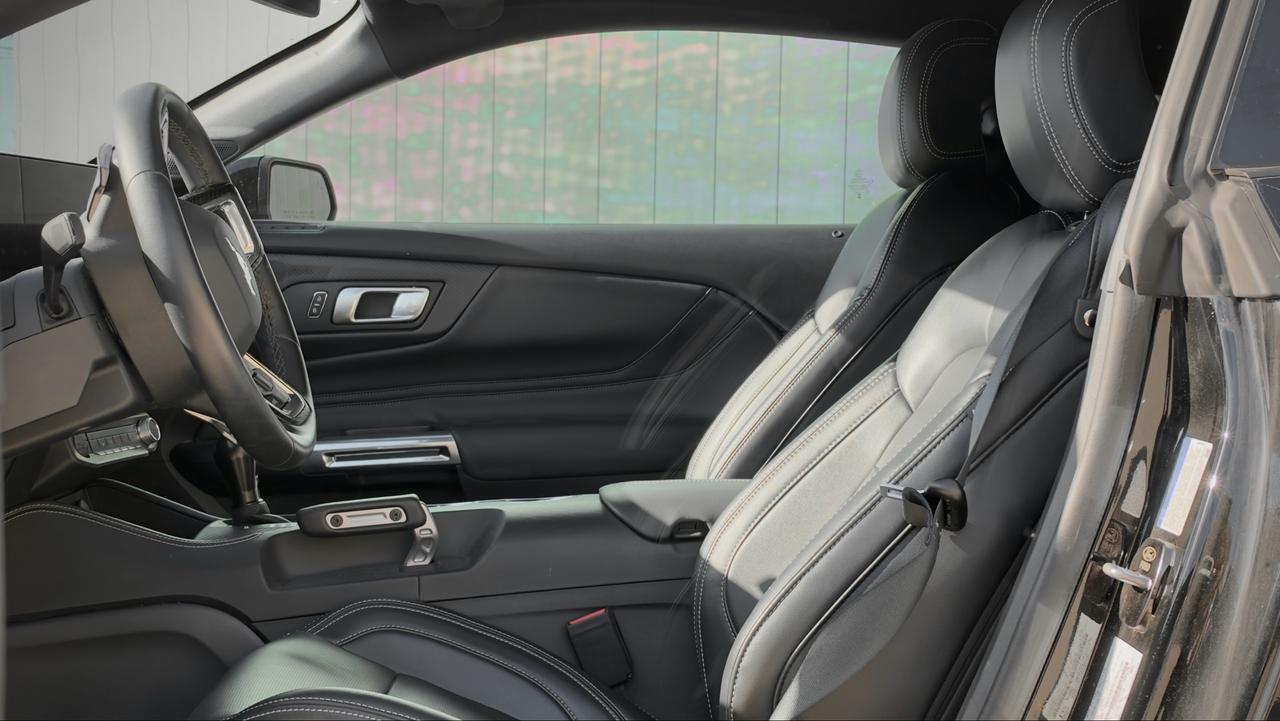 2025 Ford Mustang GT Photo
