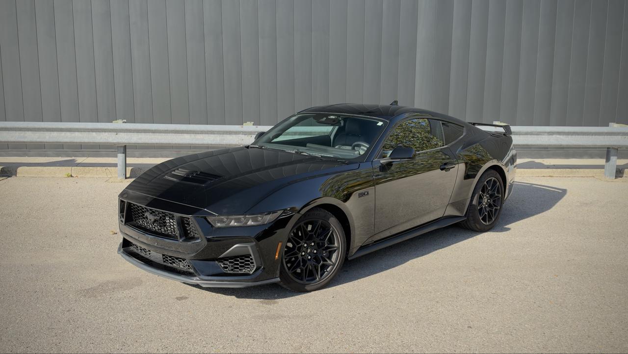 2025 Ford Mustang GT - Photo #1