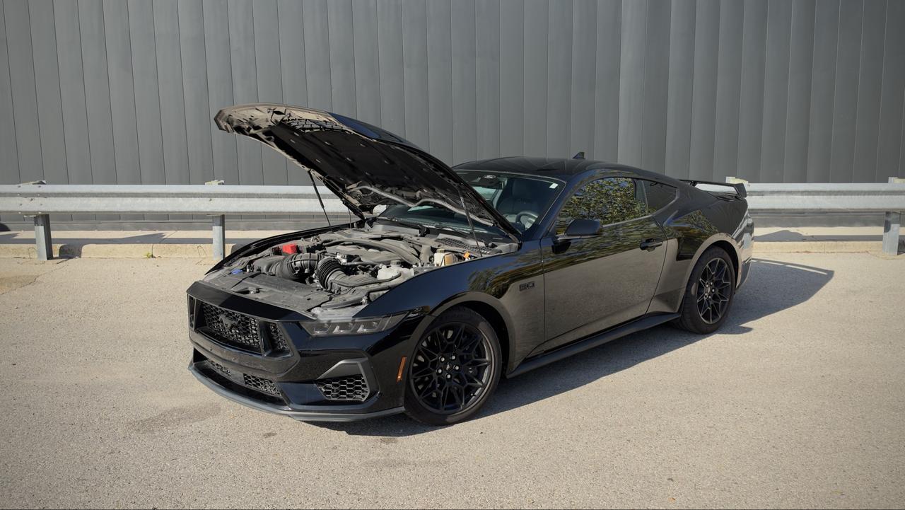 2025 Ford Mustang GT Photo