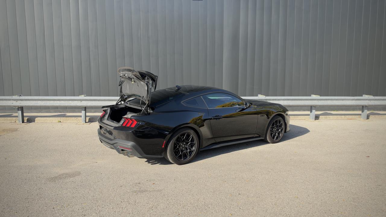 2025 Ford Mustang GT Photo