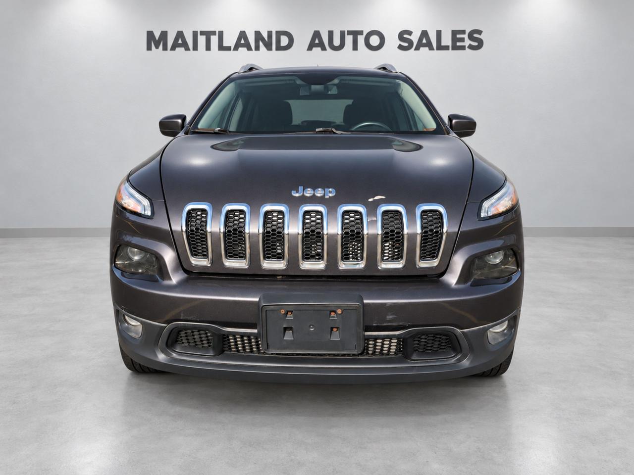 2018 Jeep Cherokee North Photo2