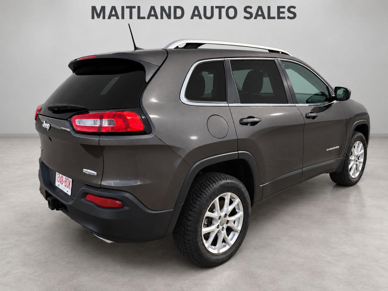 2018 Jeep Cherokee North Photo