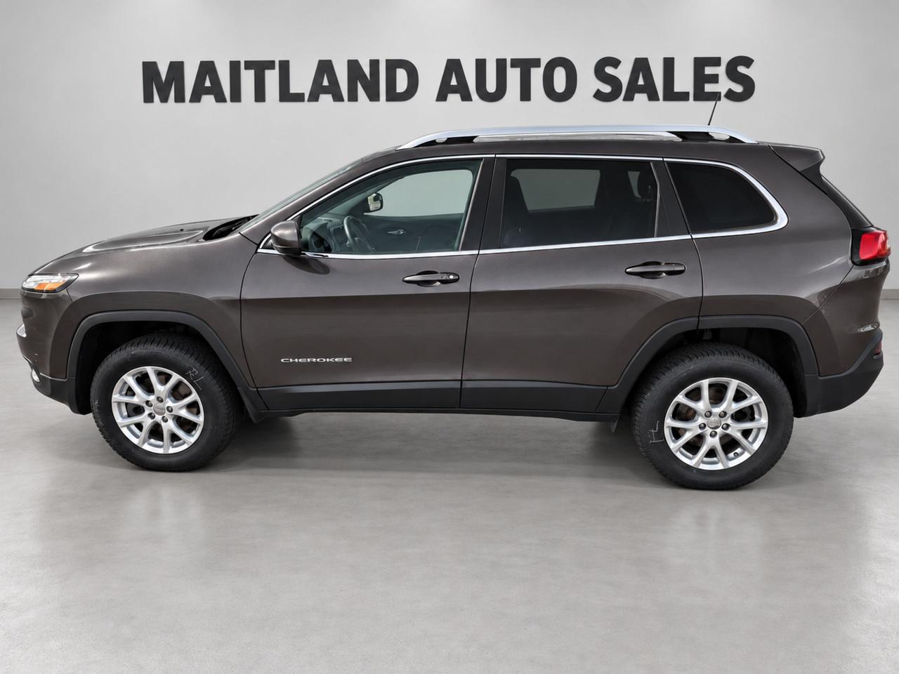 2018 Jeep Cherokee North Photo