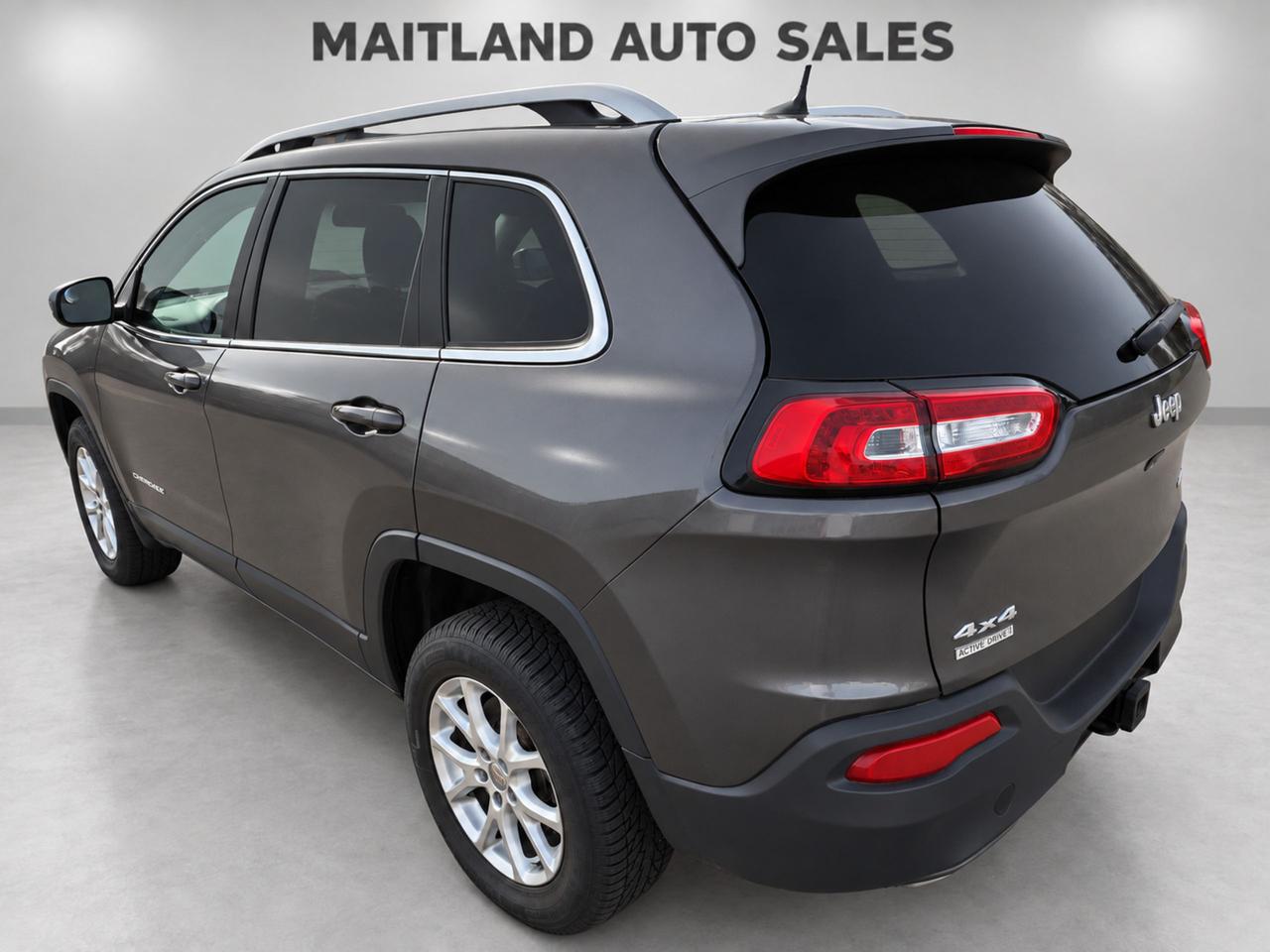 2018 Jeep Cherokee North Photo