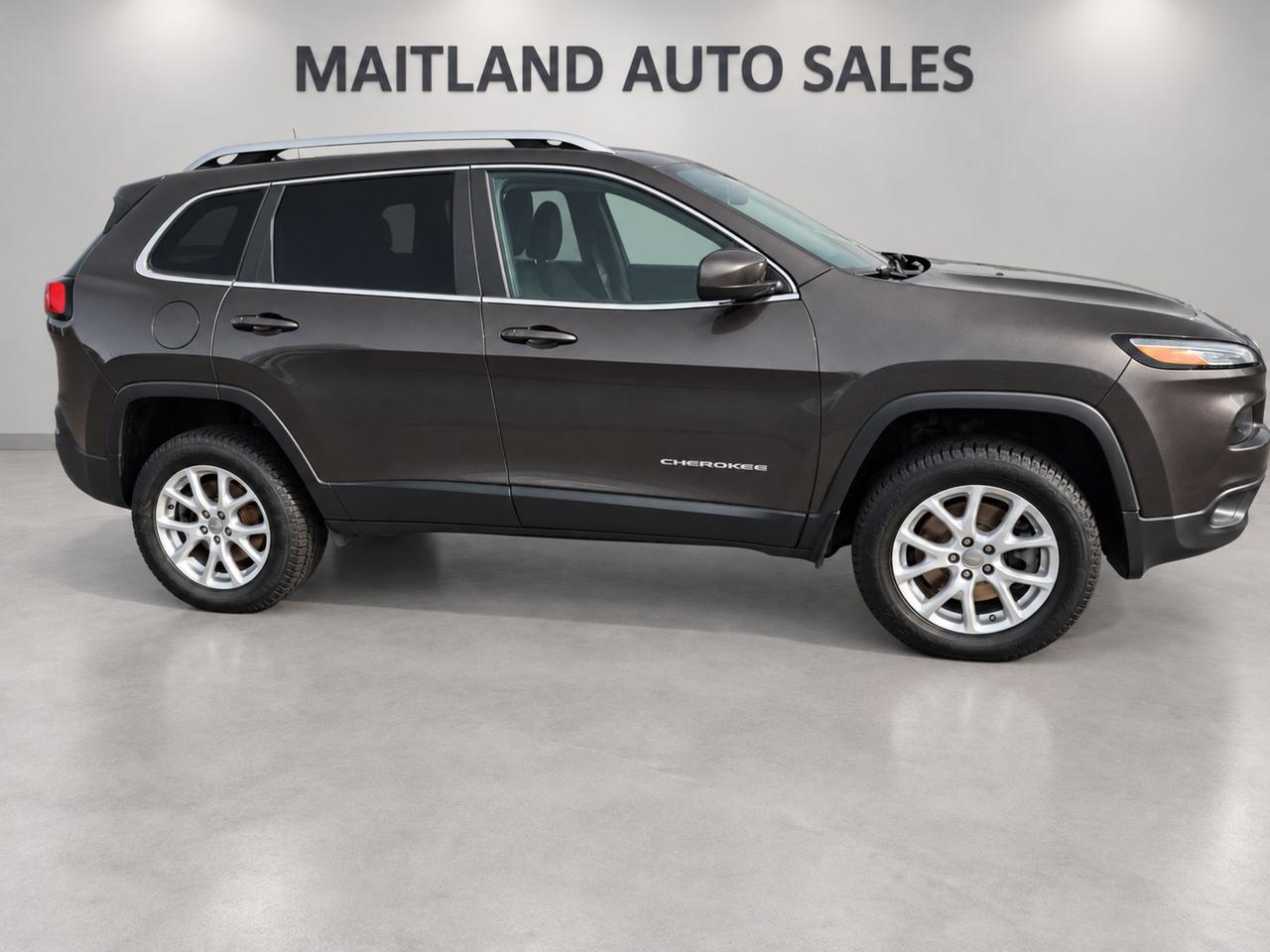 2018 Jeep Cherokee North Photo