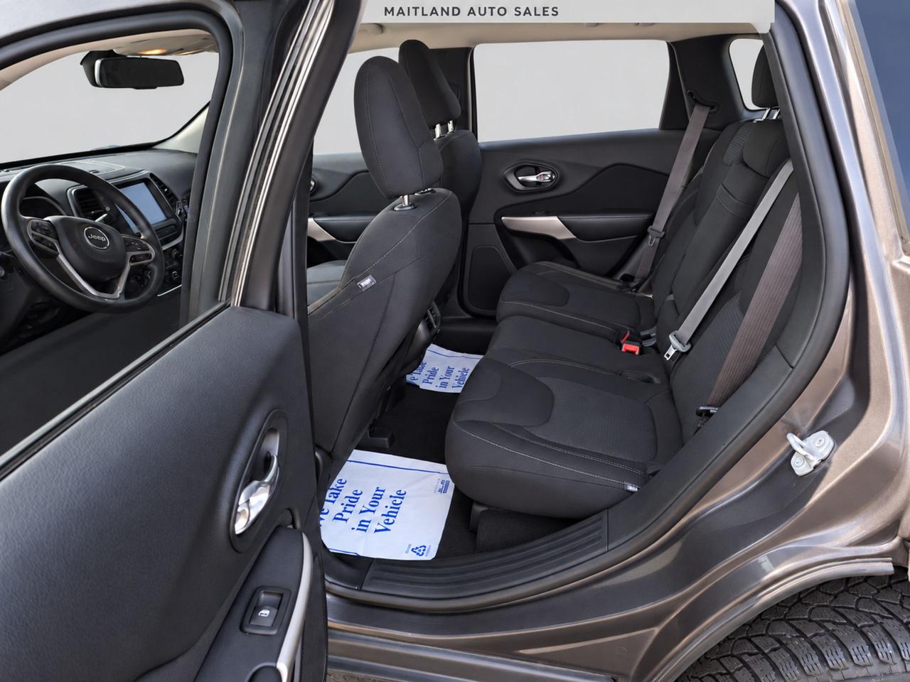 2018 Jeep Cherokee North Photo
