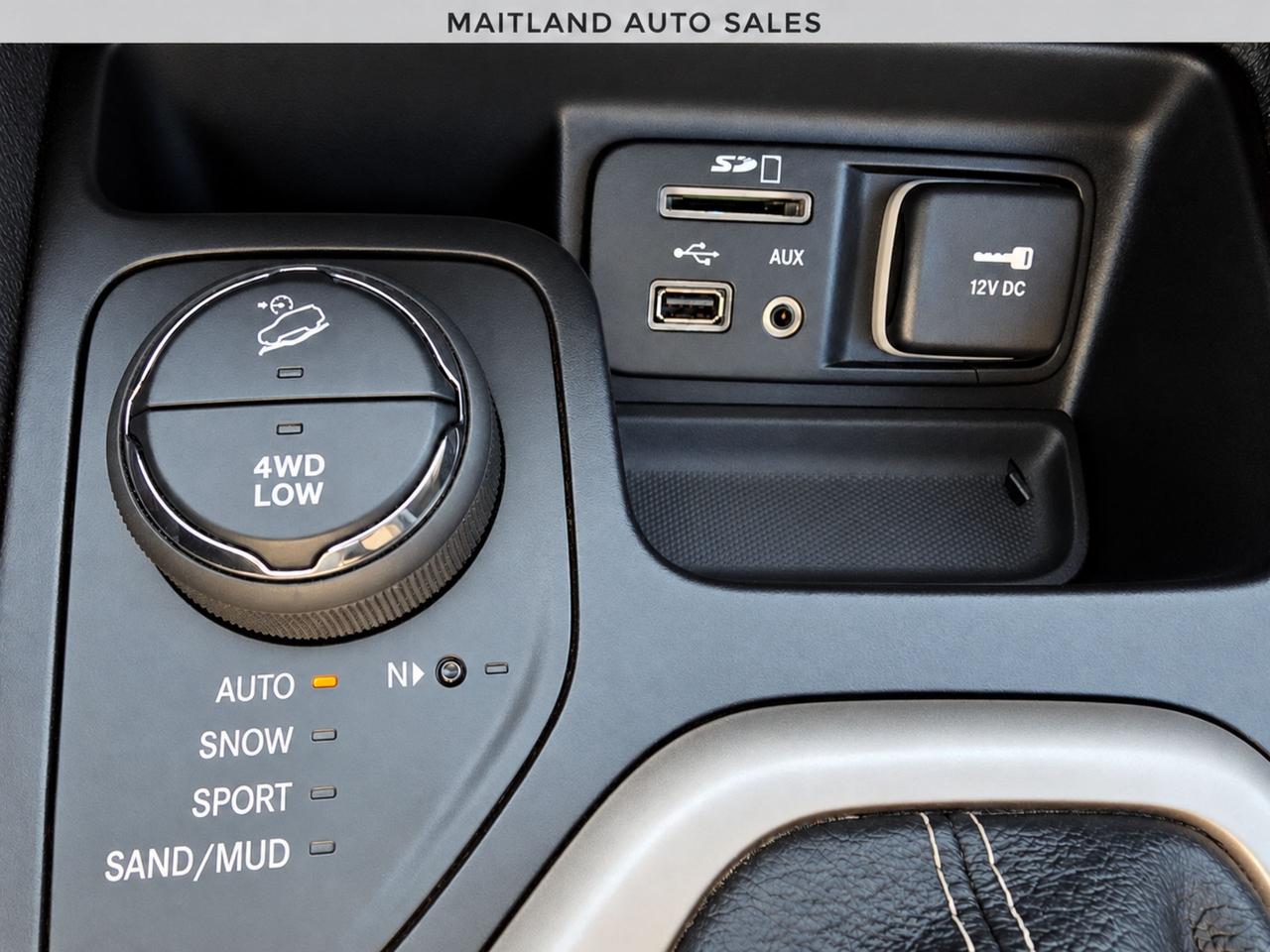 2018 Jeep Cherokee North Photo