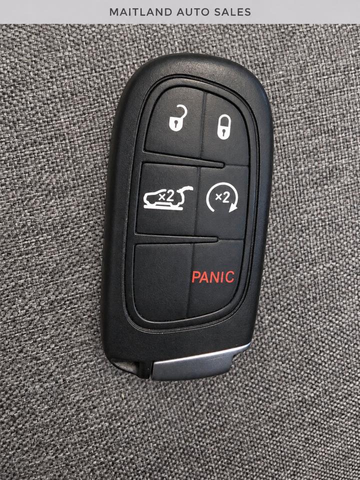 2018 Jeep Cherokee North Photo
