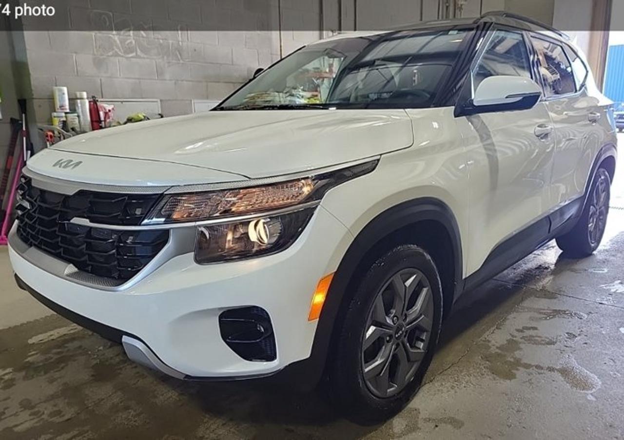2024 Kia Seltos LX | Heated Seats | CarPlay + Android | Rear Camera | and More ! Photo0
