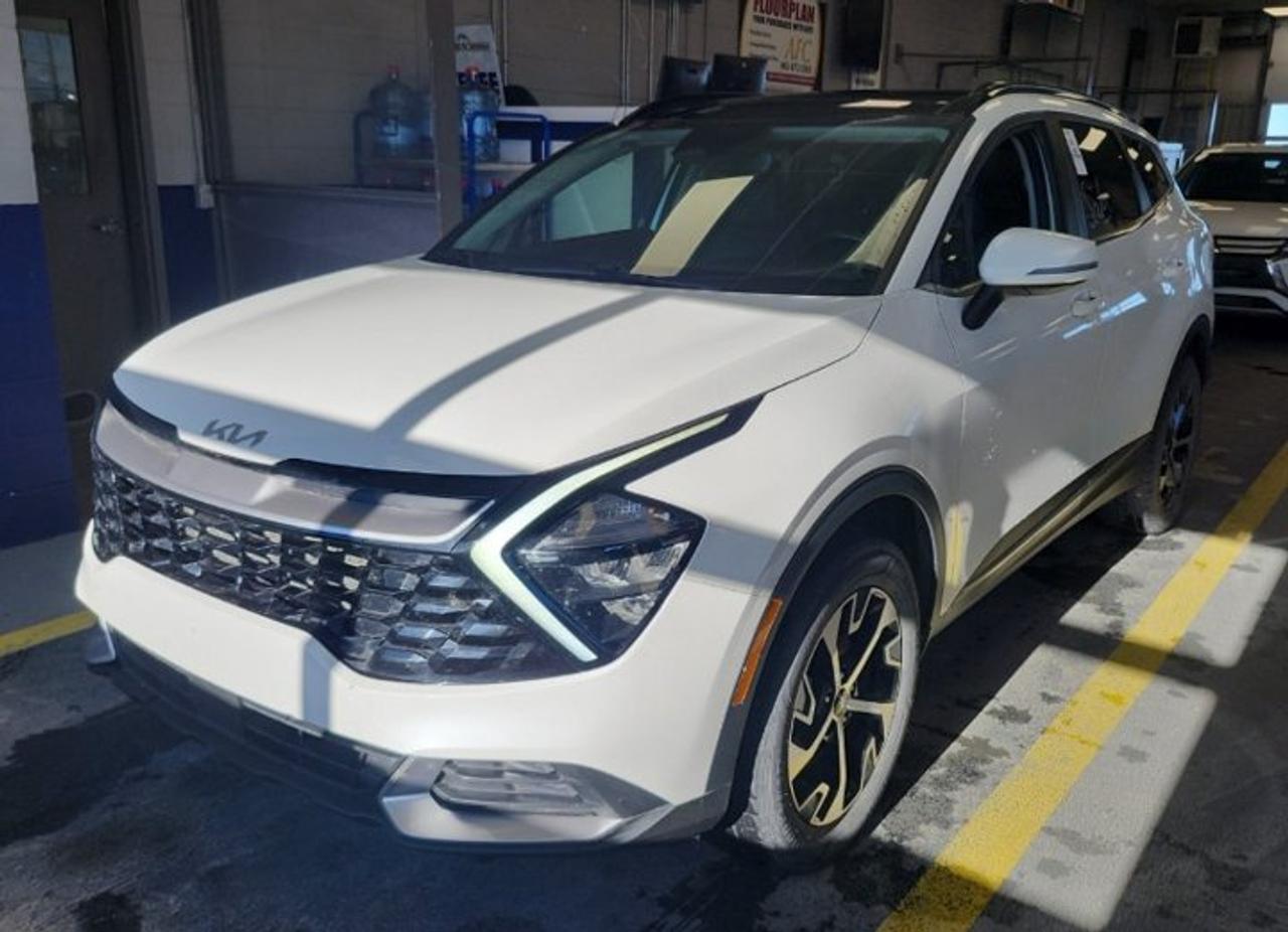 2023 Kia Sportage EX AWD | Leather | Sunroof | Nav | Smart Cruise | Heated Wheel + Seats | Remote Start | and More ! Photo