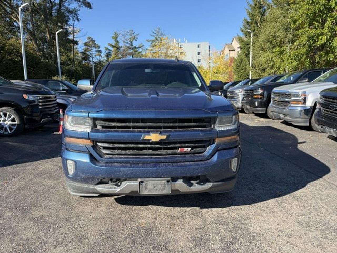 2018 Chevrolet Silverado 1500 Z71 OFF ROAD 1LT crew cab no accidents Photo1