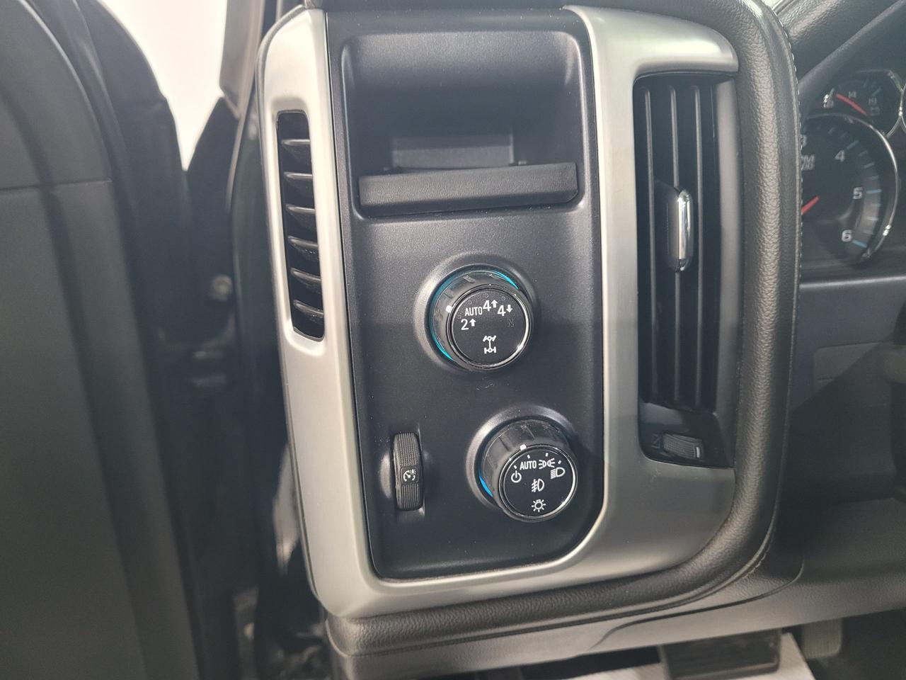 2018 GMC Sierra 1500 SLE Photo