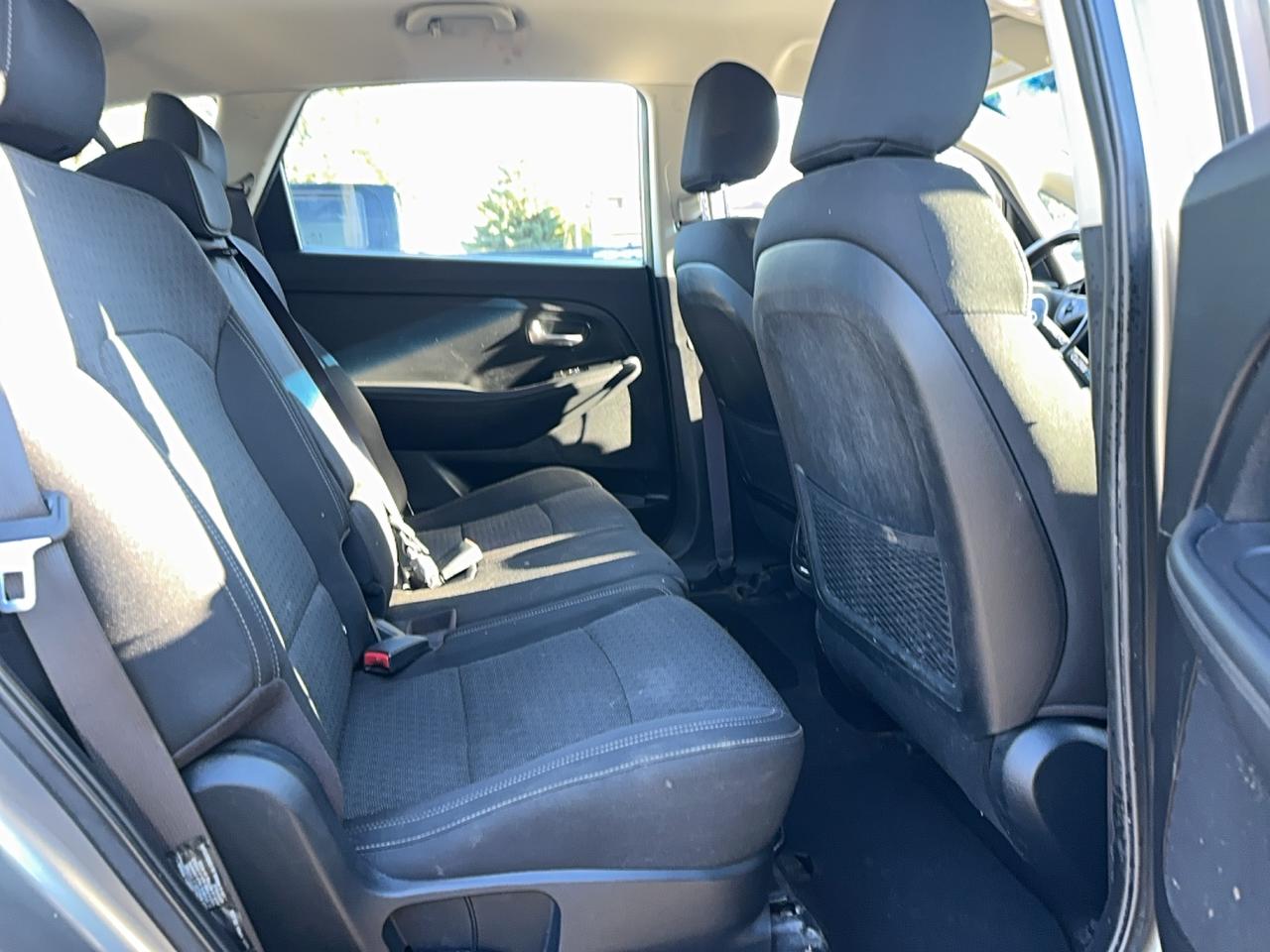 2017 Kia Rondo LX w/3rd Row Photo