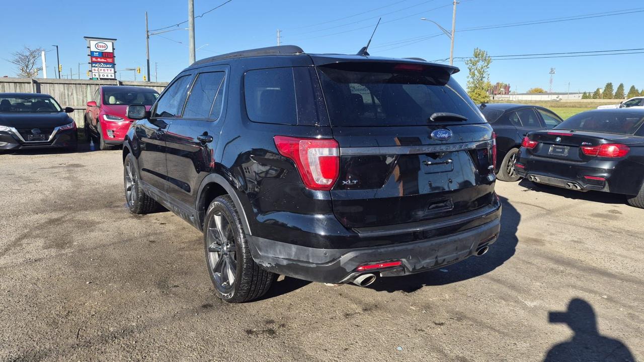 2018 Ford Explorer XLT, 4X4, ONLY 127KMS, 7 PASSENGER, CERTIFIED Photo