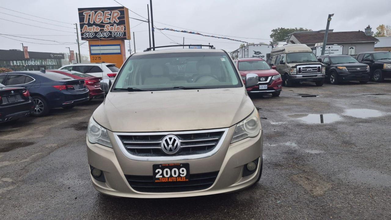 2009 Volkswagen Routan SEL PREMIUM, 7 PASS, LEATHER, LOADED, AS IS Photo