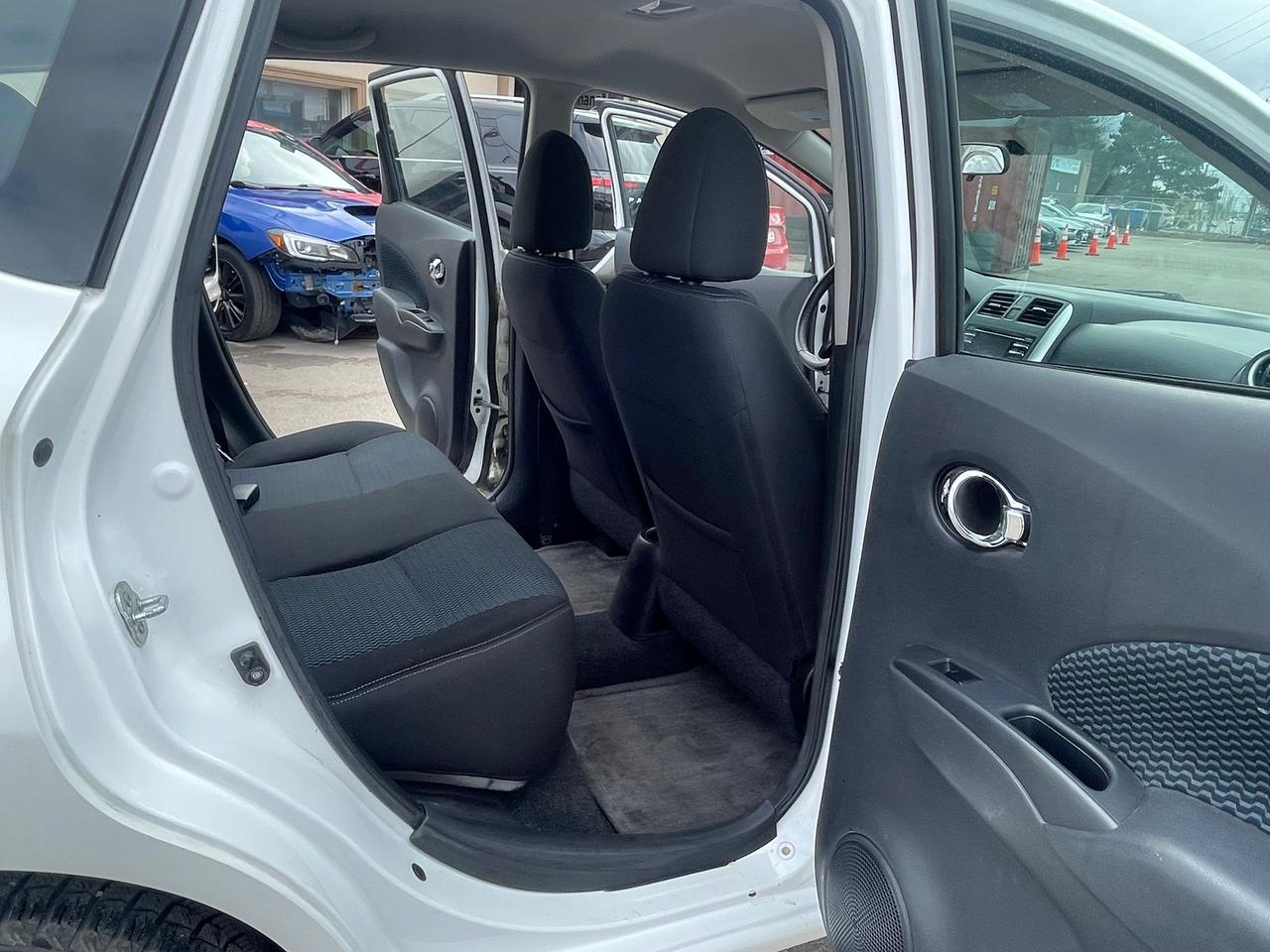 2014 Nissan Versa Note SV LOW KM NEW TRANSMISTION CAMERA SAFETY CERTRIFED Photo