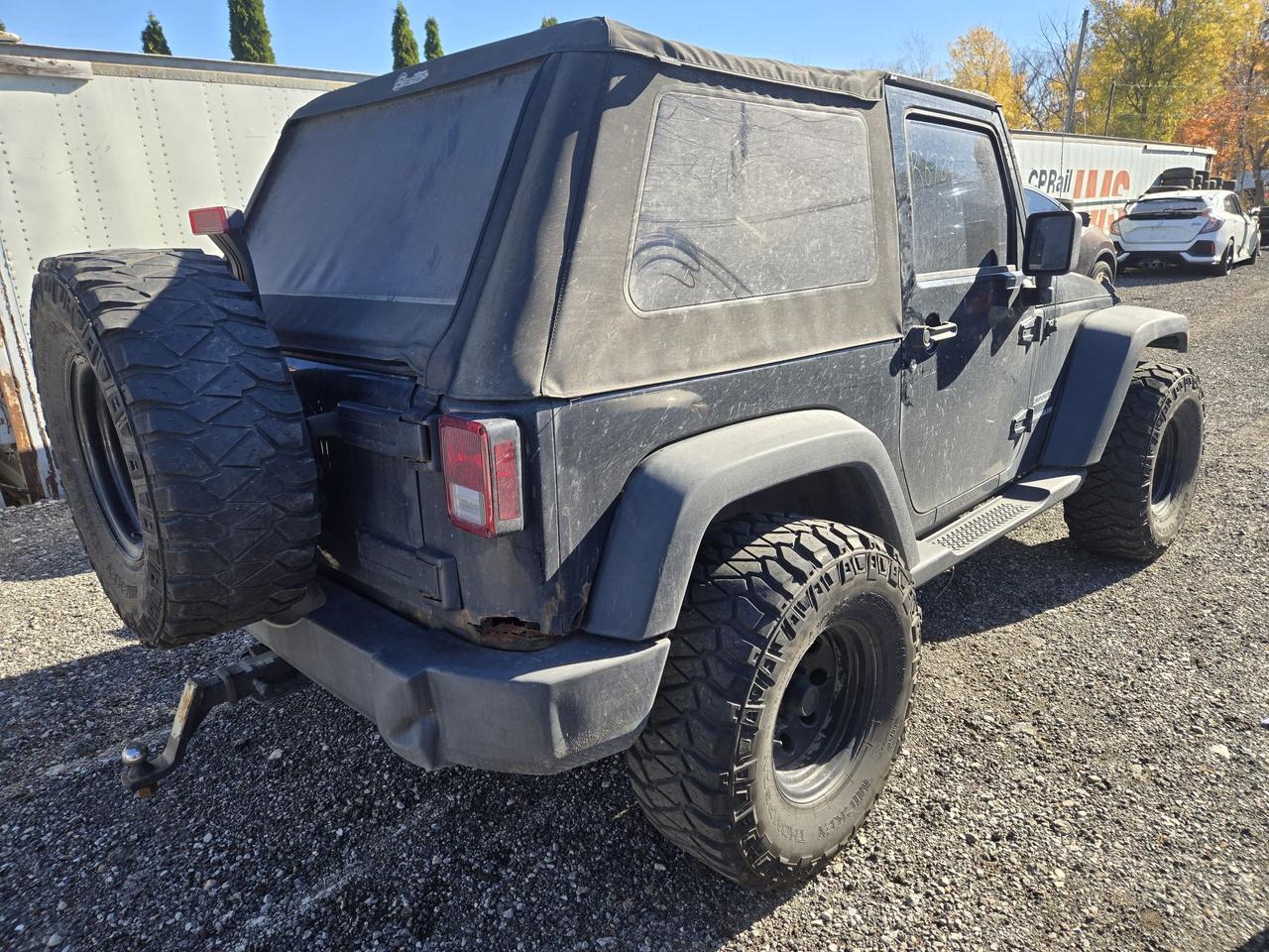 2010 Jeep Wrangler Islander Photo3