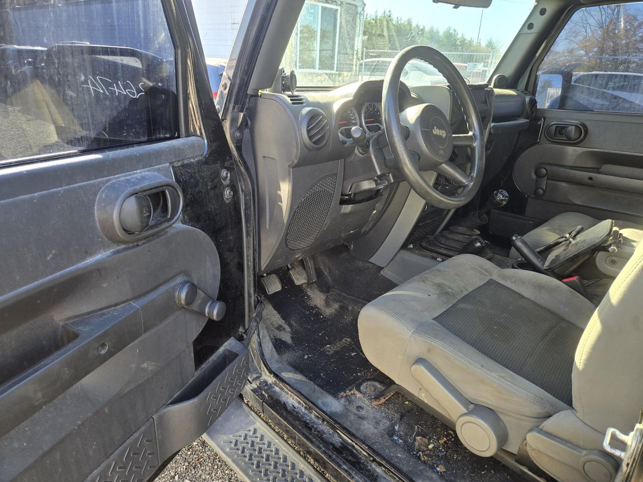 2010 Jeep Wrangler Islander Photo