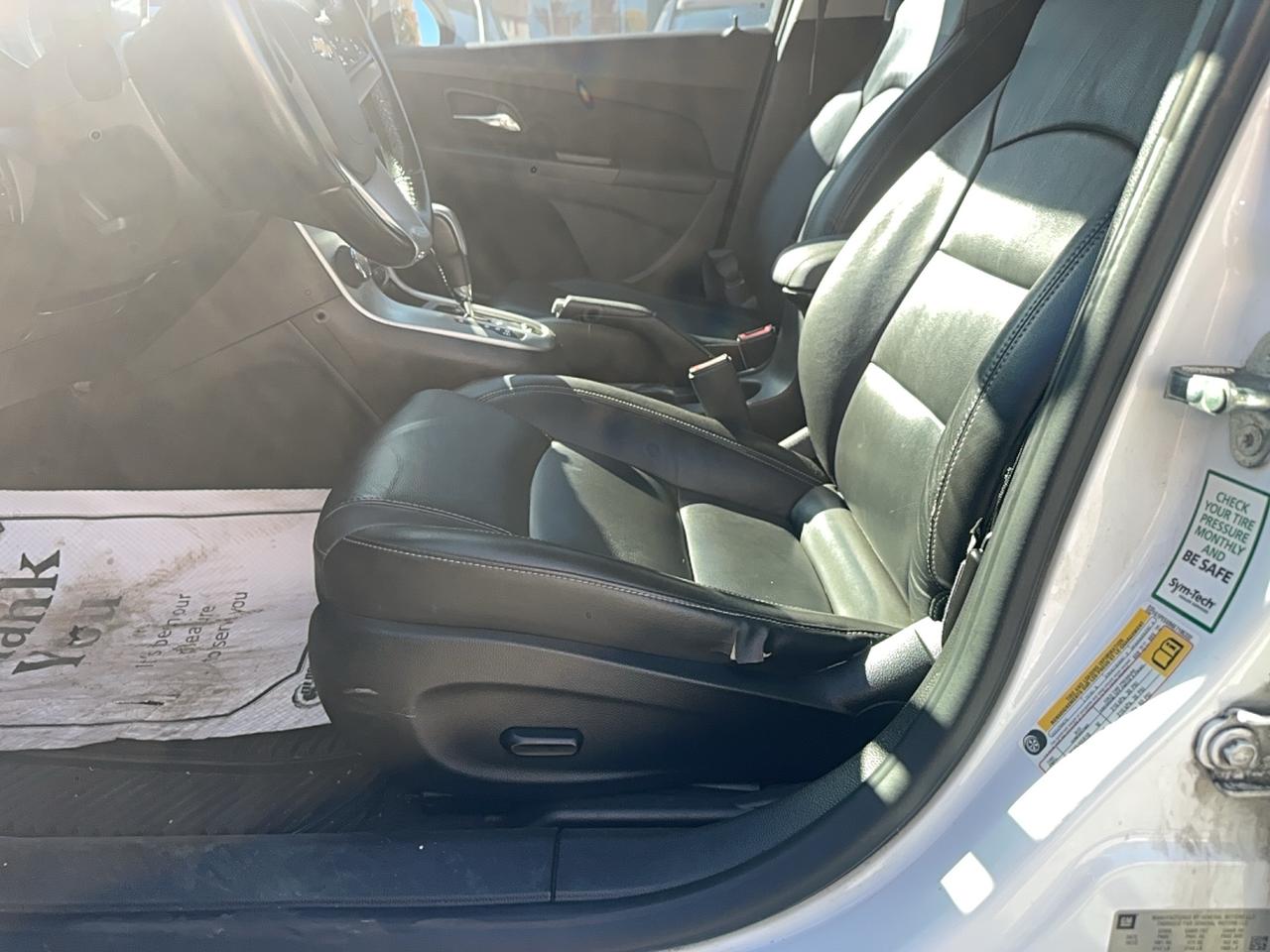 2014 Chevrolet Cruze 2LT Photo