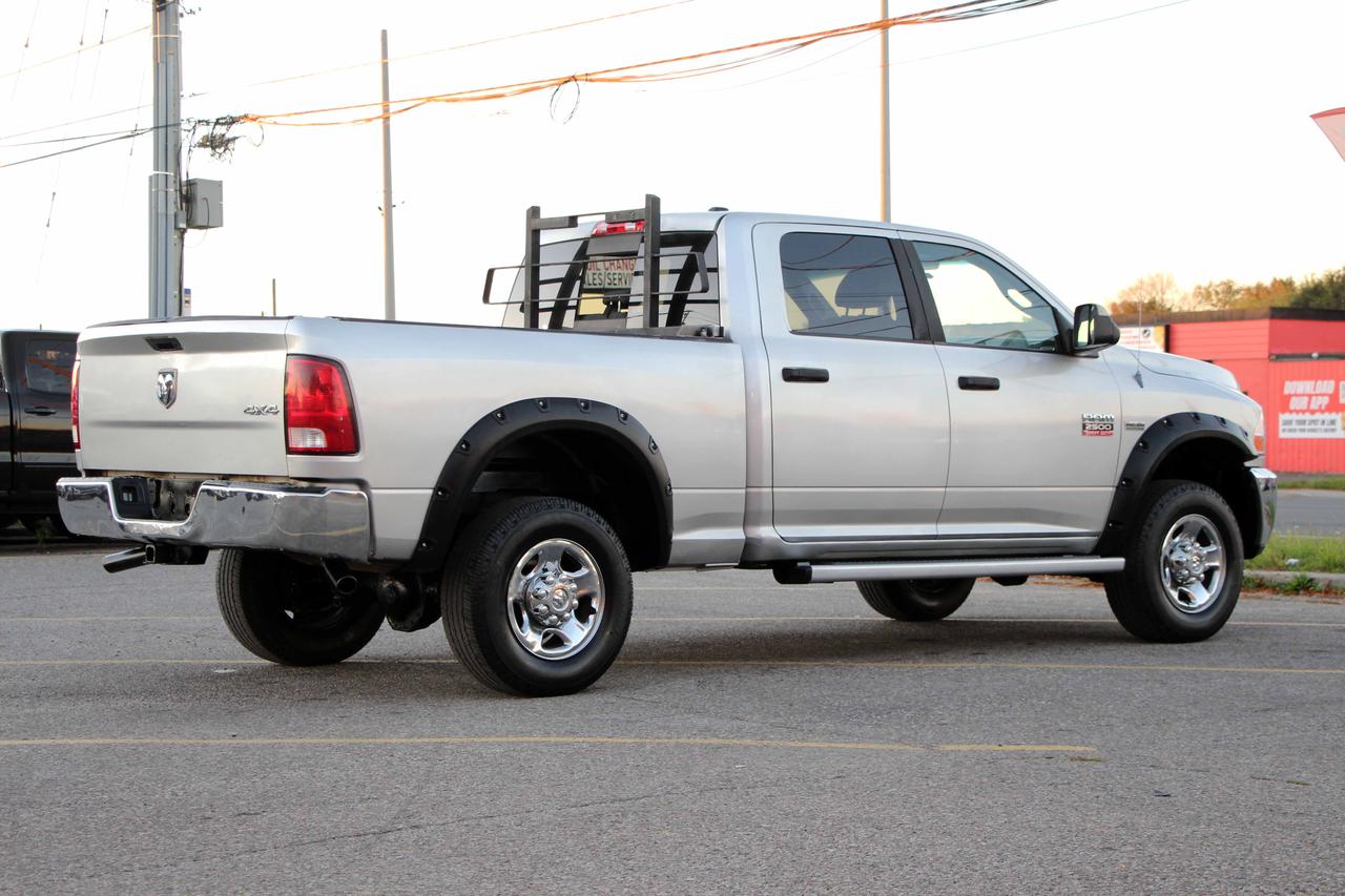 2011 RAM 2500 4WD CREW CAB 149" SLT Photo