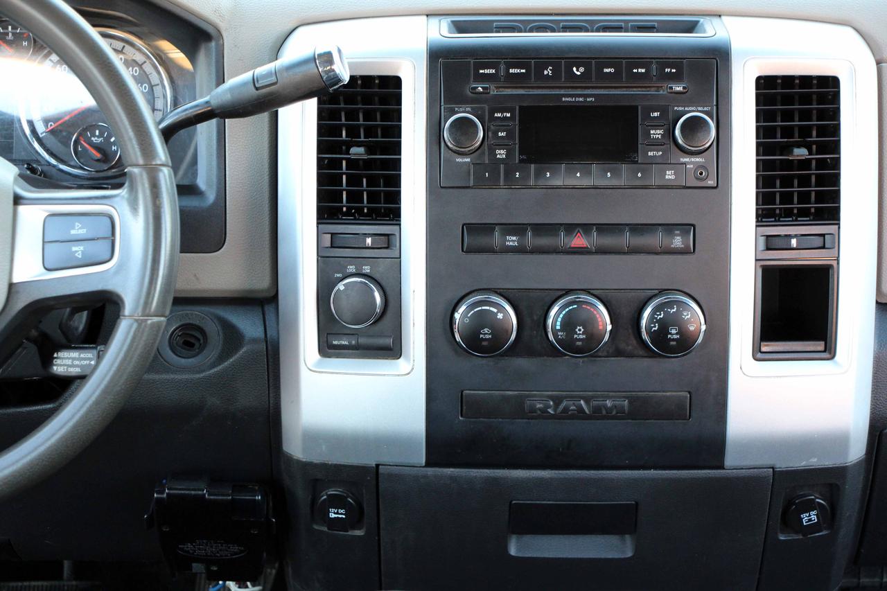 2011 RAM 2500 4WD CREW CAB 149" SLT Photo