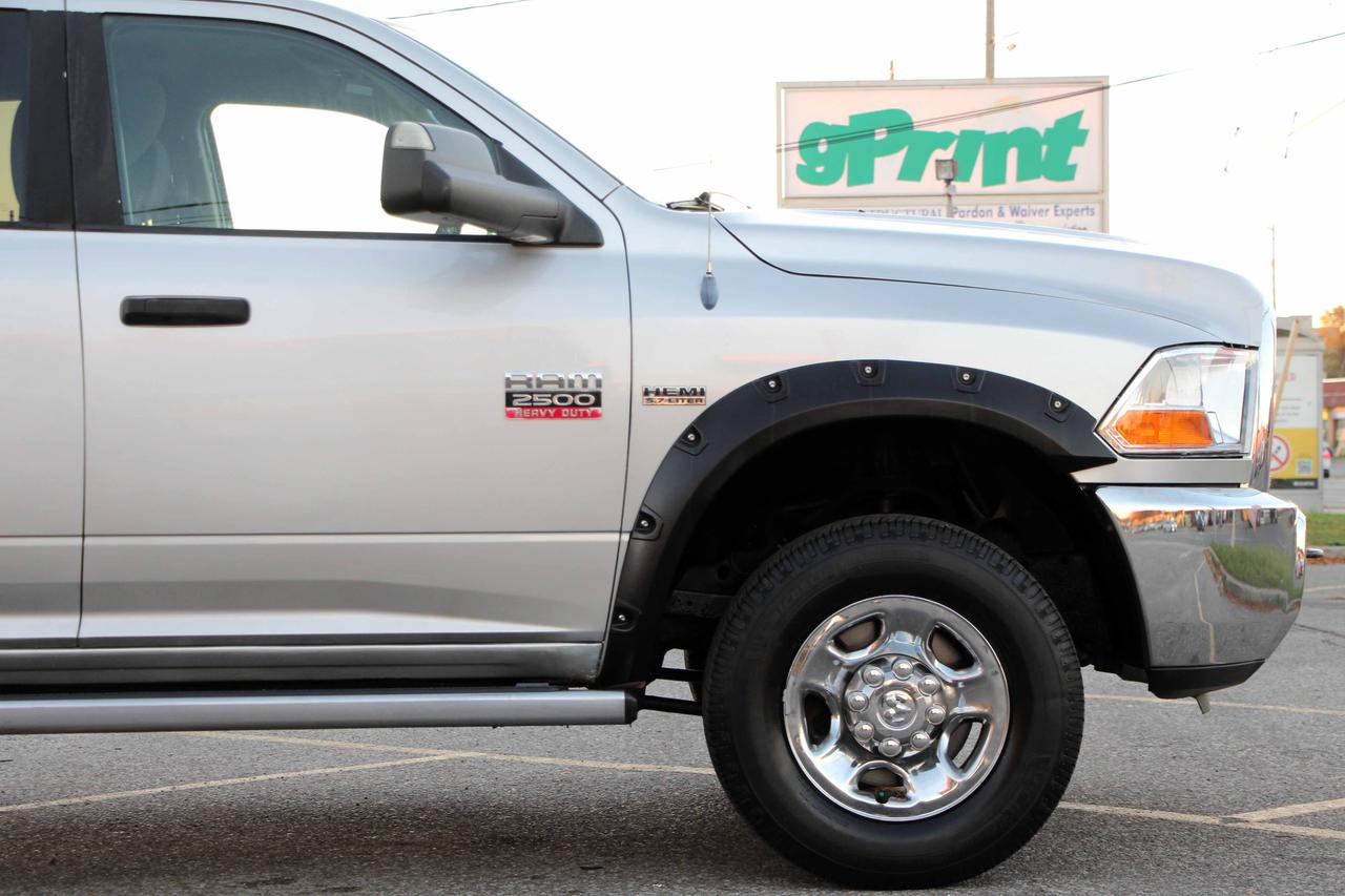 2011 RAM 2500 4WD CREW CAB 149" SLT Photo