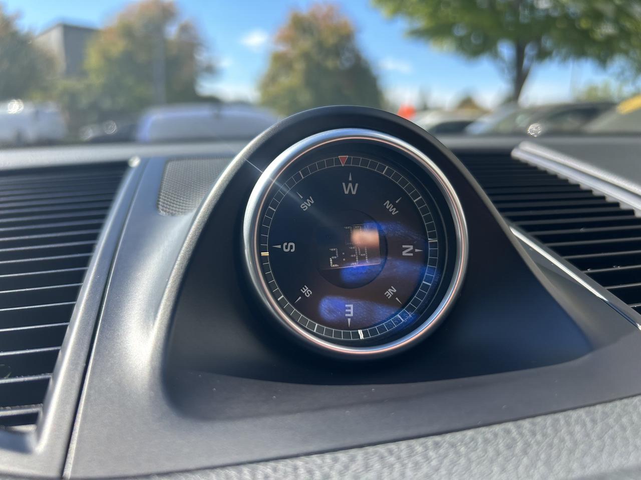 2018 Porsche Macan AWD, BACK-UP CAM, NAV, BLUETOOTH & MORE!! - Photo #30