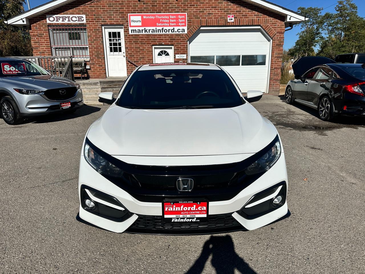 2020 Honda Civic Sport Manual HTD-Cloth Sunroof AC RvCam SmartPhone Photo5