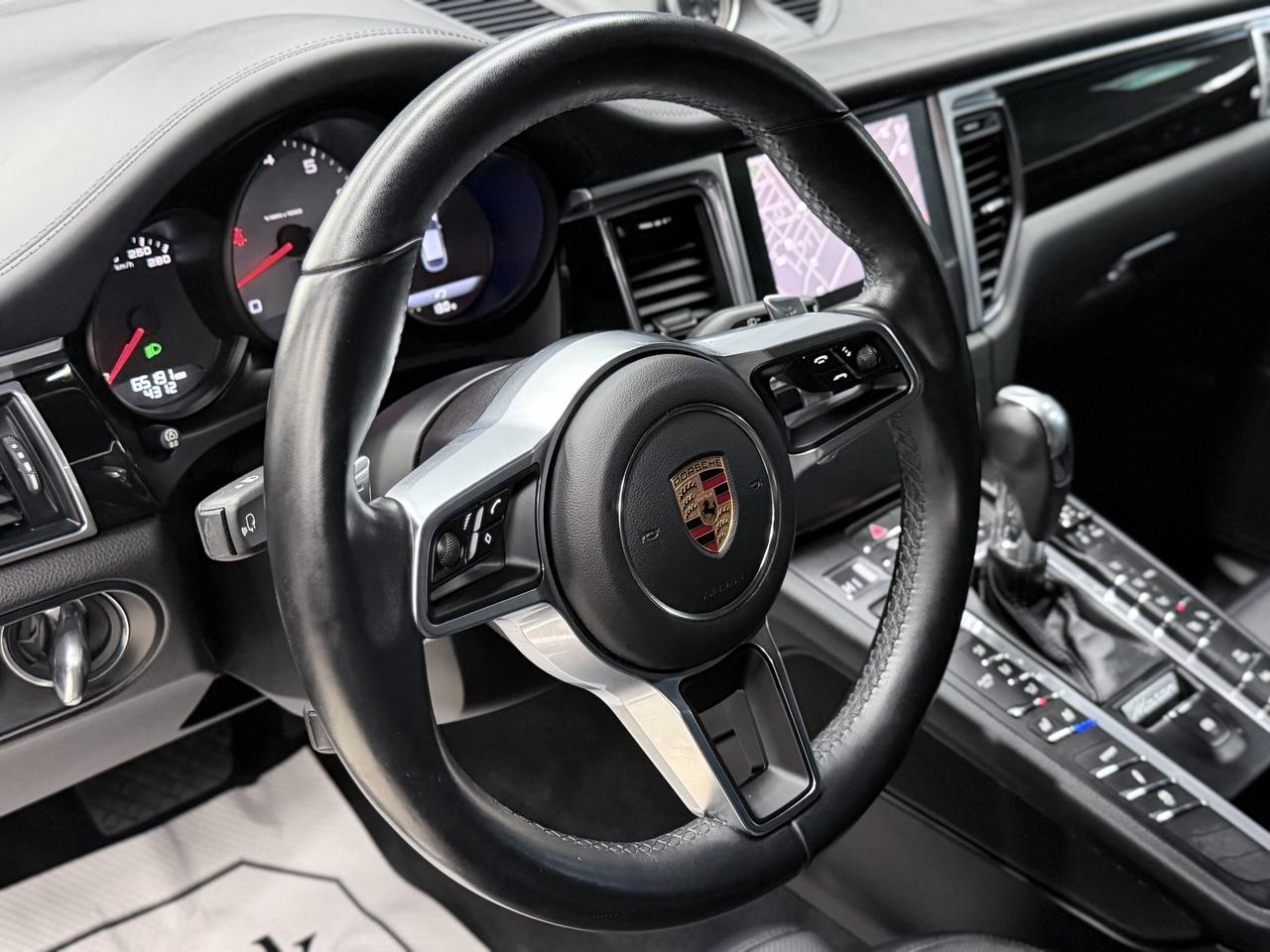 2017 Porsche Macan S|NAV|BOSE|LKA|BSM|PANO|COOLED SEATS|LOW KMS| Photo