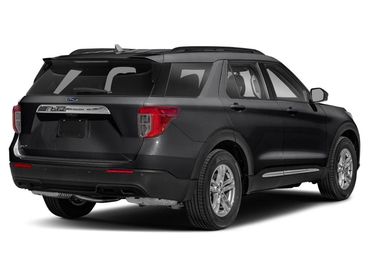 2023 Ford Explorer XLT Photo