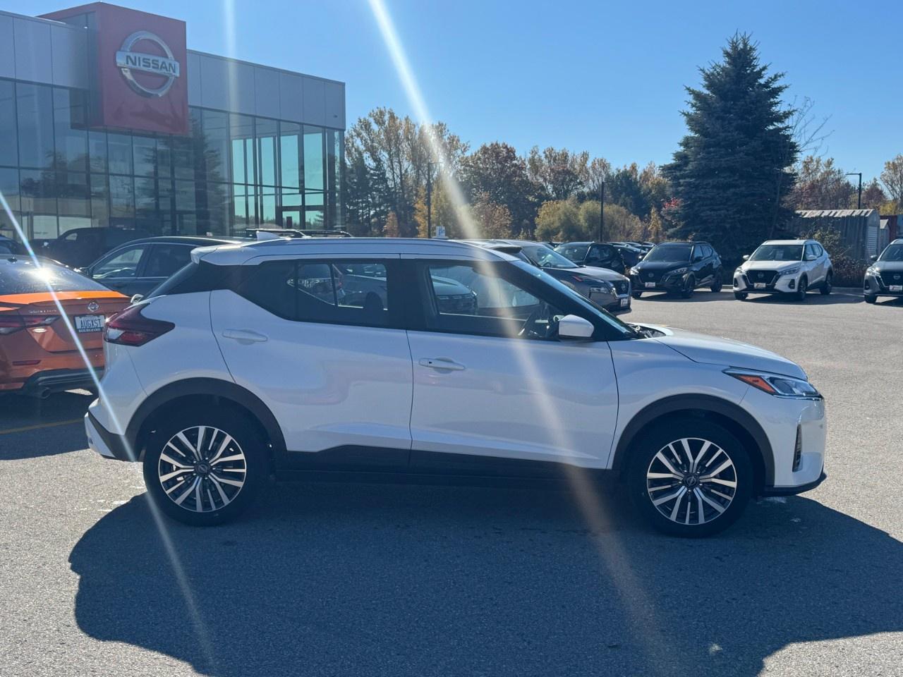 2024 Nissan Kicks SV FWD Photo