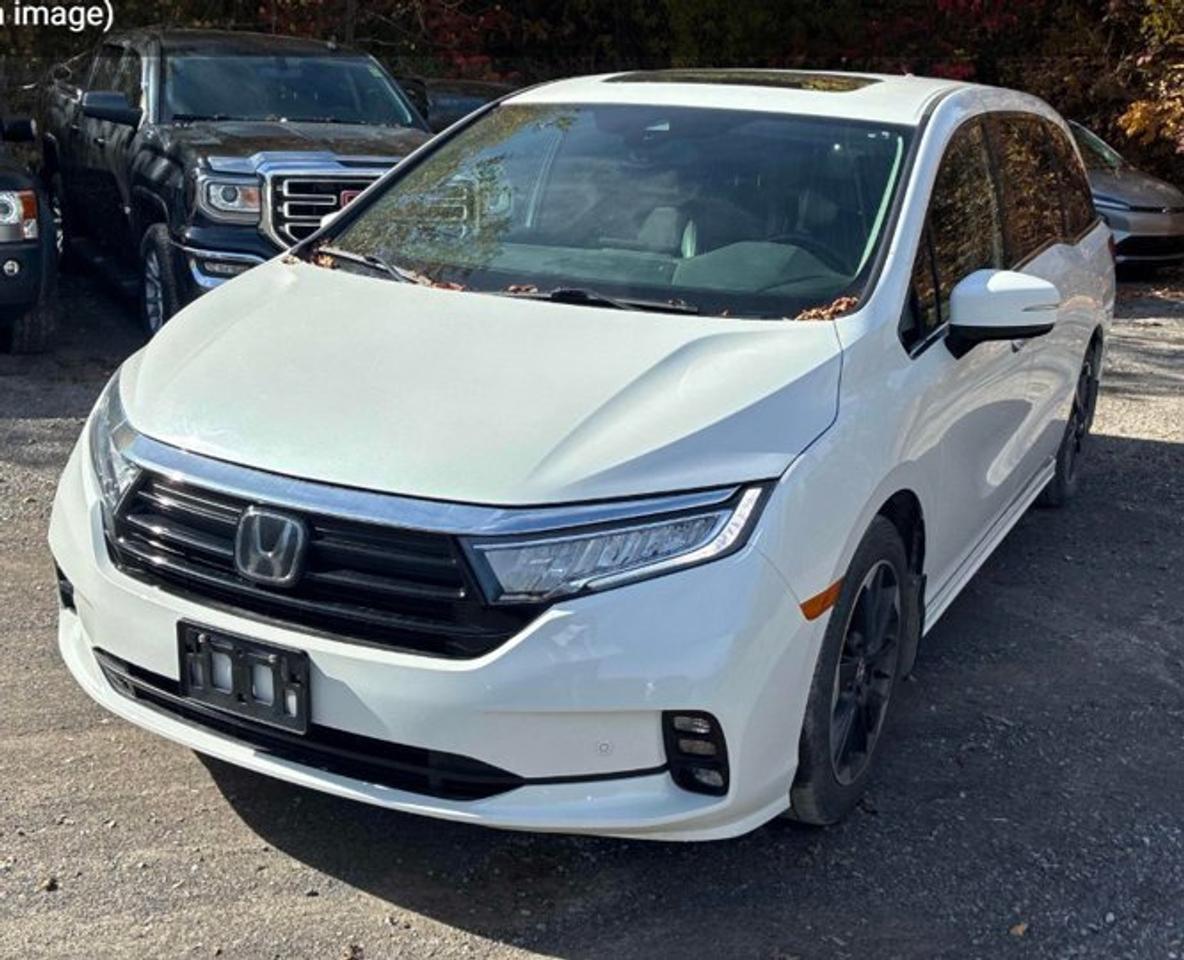 2022 Honda Odyssey Touring | Leather | Sunroof | Nav | Rear Entertainment System | Power Sliding Doors + Hatch & More ! Photo0