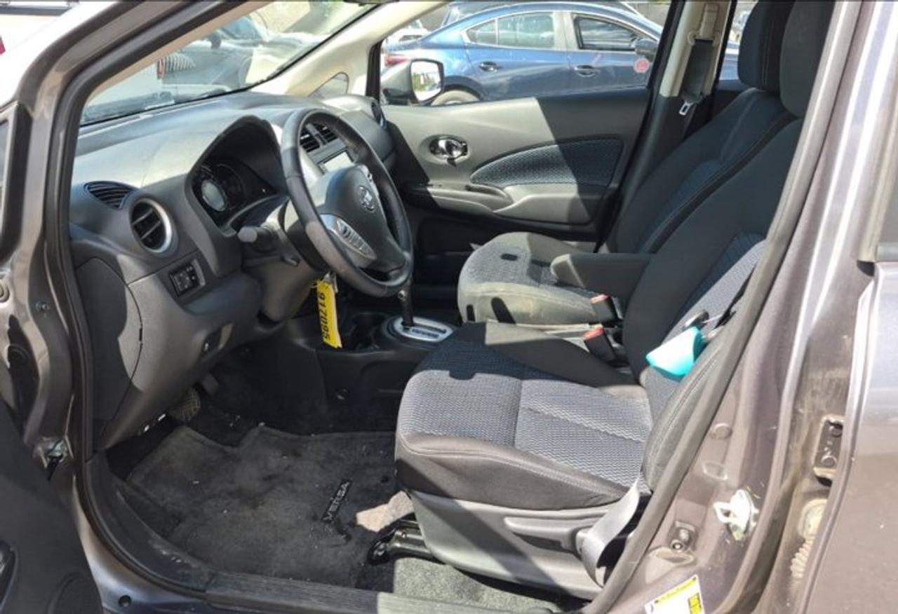 2019 Nissan Versa Note SV | Heated Seats | CarPlay + Android | AC |  Keyless Entry | Rear Cam | and More ! Photo2