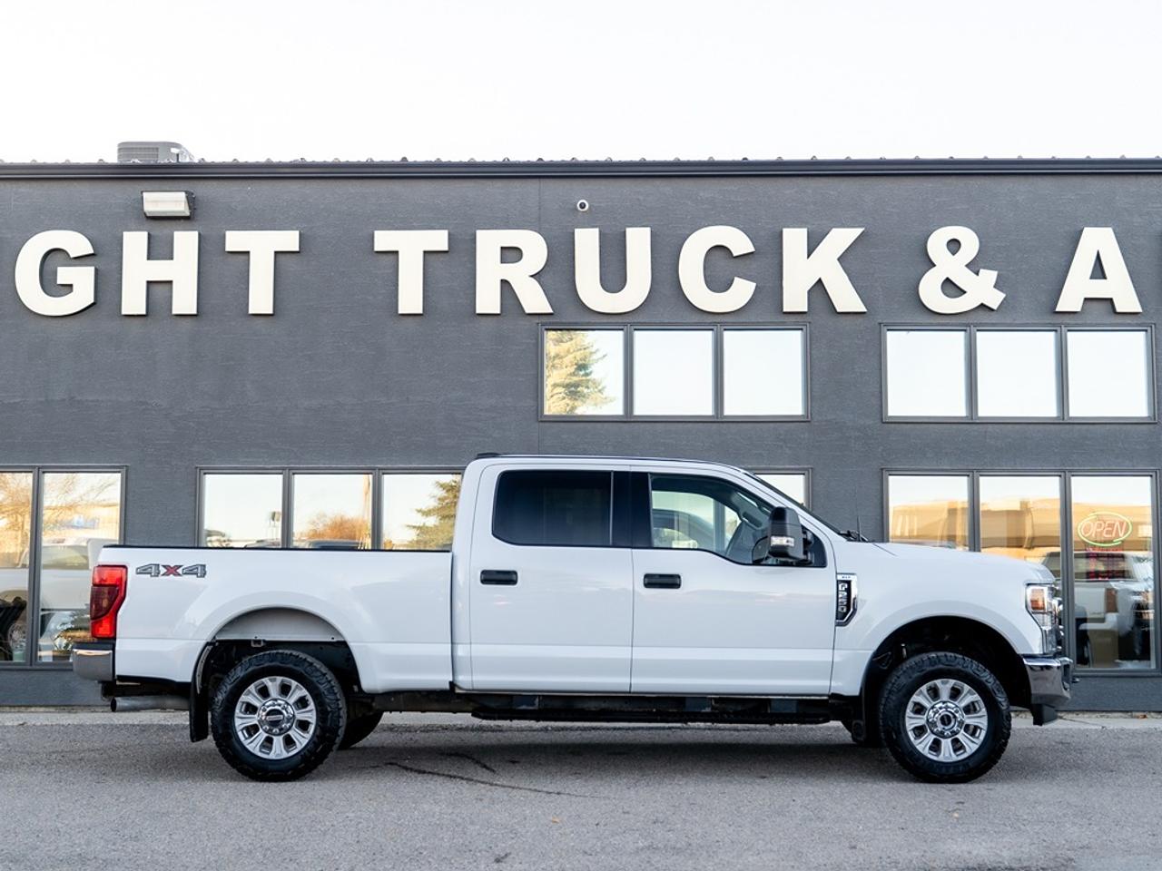 2022 Ford SUPER DUTY F-250 SRW 4WD Crew Cab 8' Box Photo4