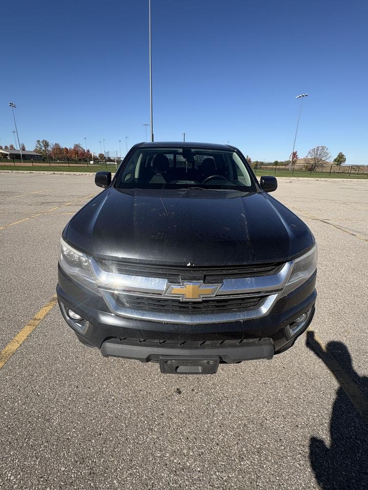 2018 Chevrolet Colorado 4WD LT Photo2