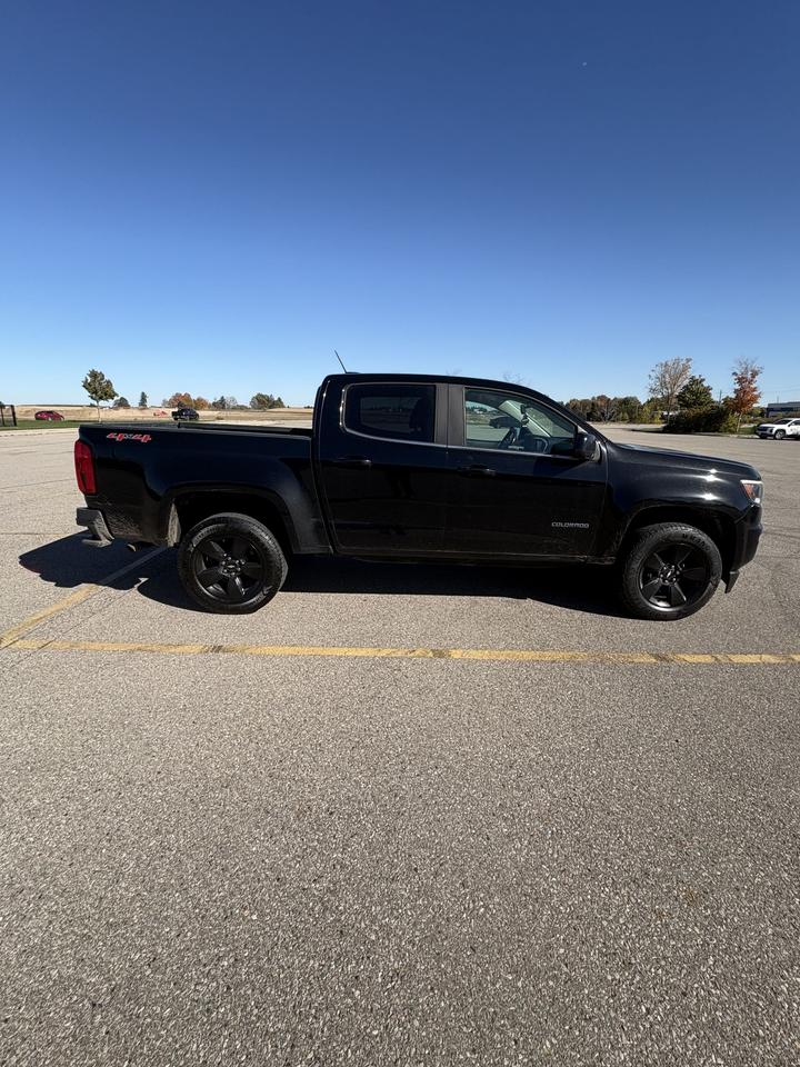 2018 Chevrolet Colorado 4WD LT Photo