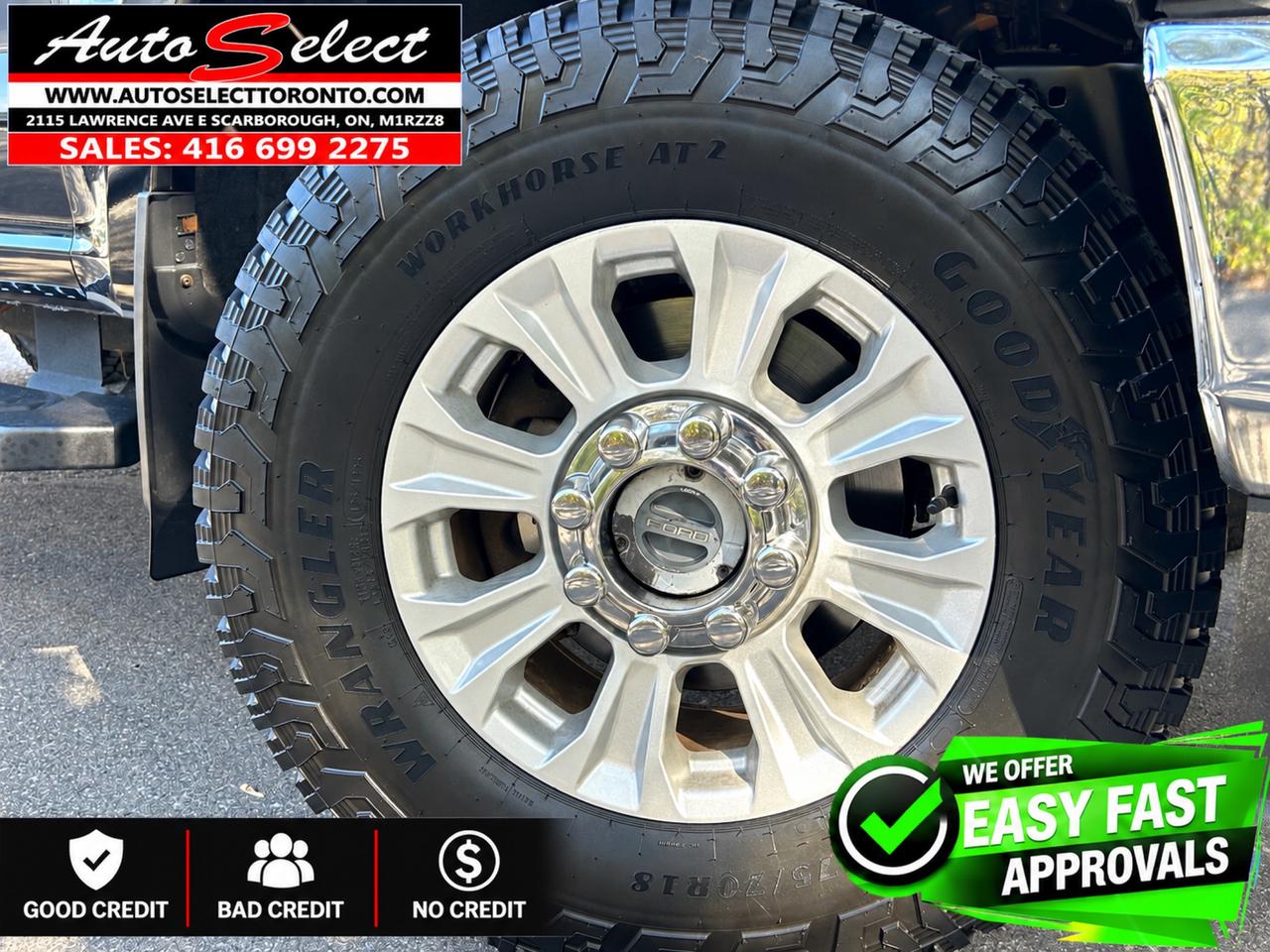 2020 Ford F-250 XLT 4x4 **6.2L V8** 6.75 Foot Bed - Backup Camera Photo