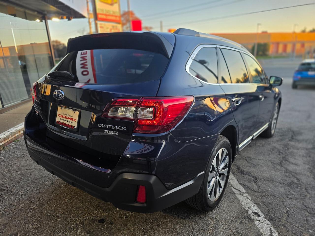 2018 Subaru Outback 3.6R Premier EyeSight Package 3.6R Premier | One Owner | Subaru Dealer Maintained Photo