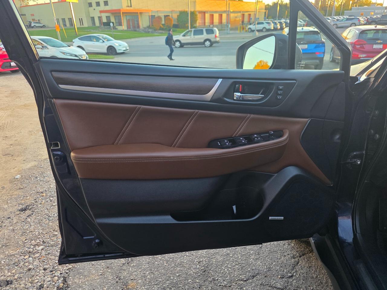 2018 Subaru Outback 3.6R Premier EyeSight Package 3.6R Premier | One Owner | Subaru Dealer Maintained Photo