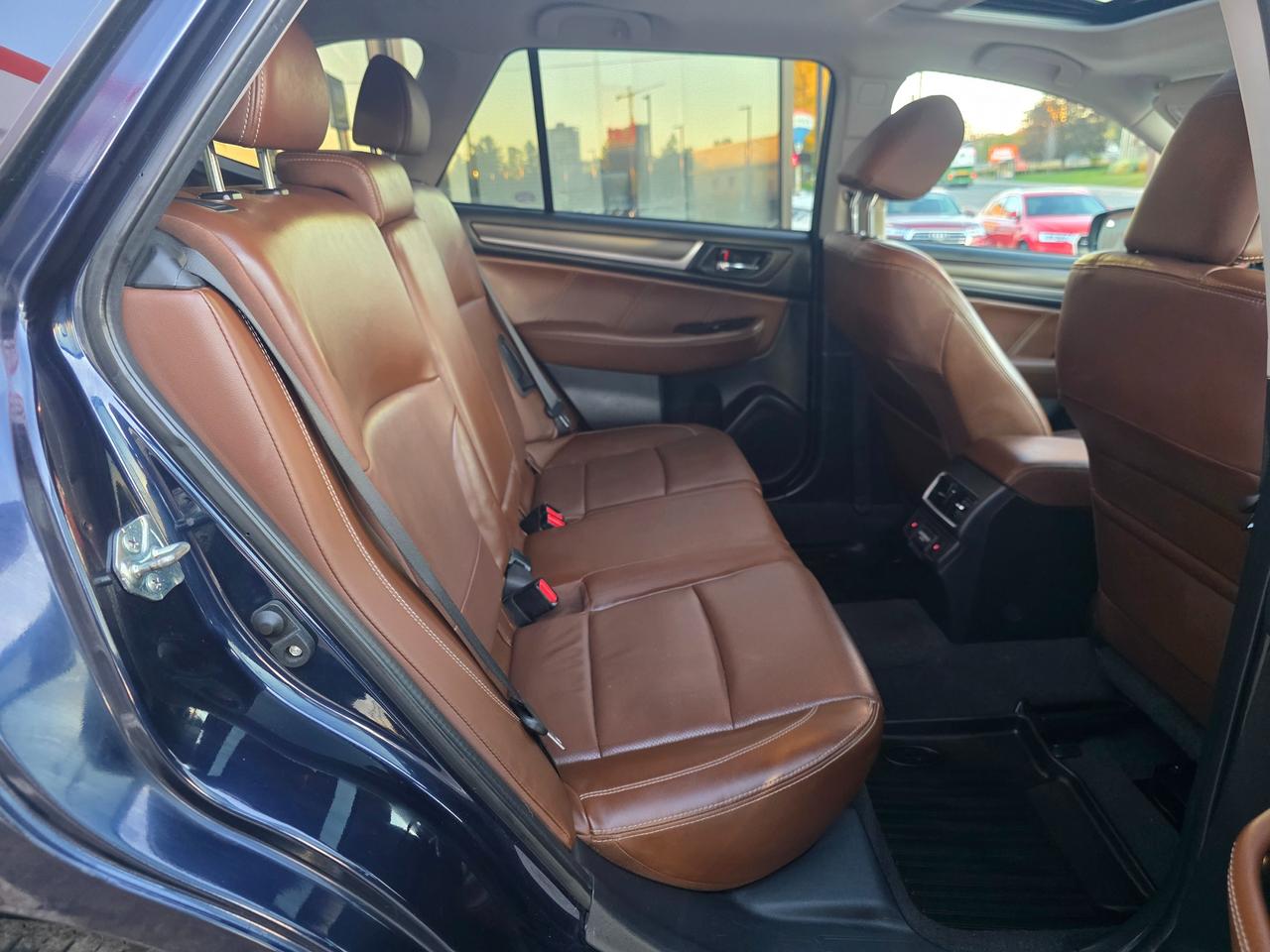 2018 Subaru Outback 3.6R Premier EyeSight Package 3.6R Premier | One Owner | Subaru Dealer Maintained Photo