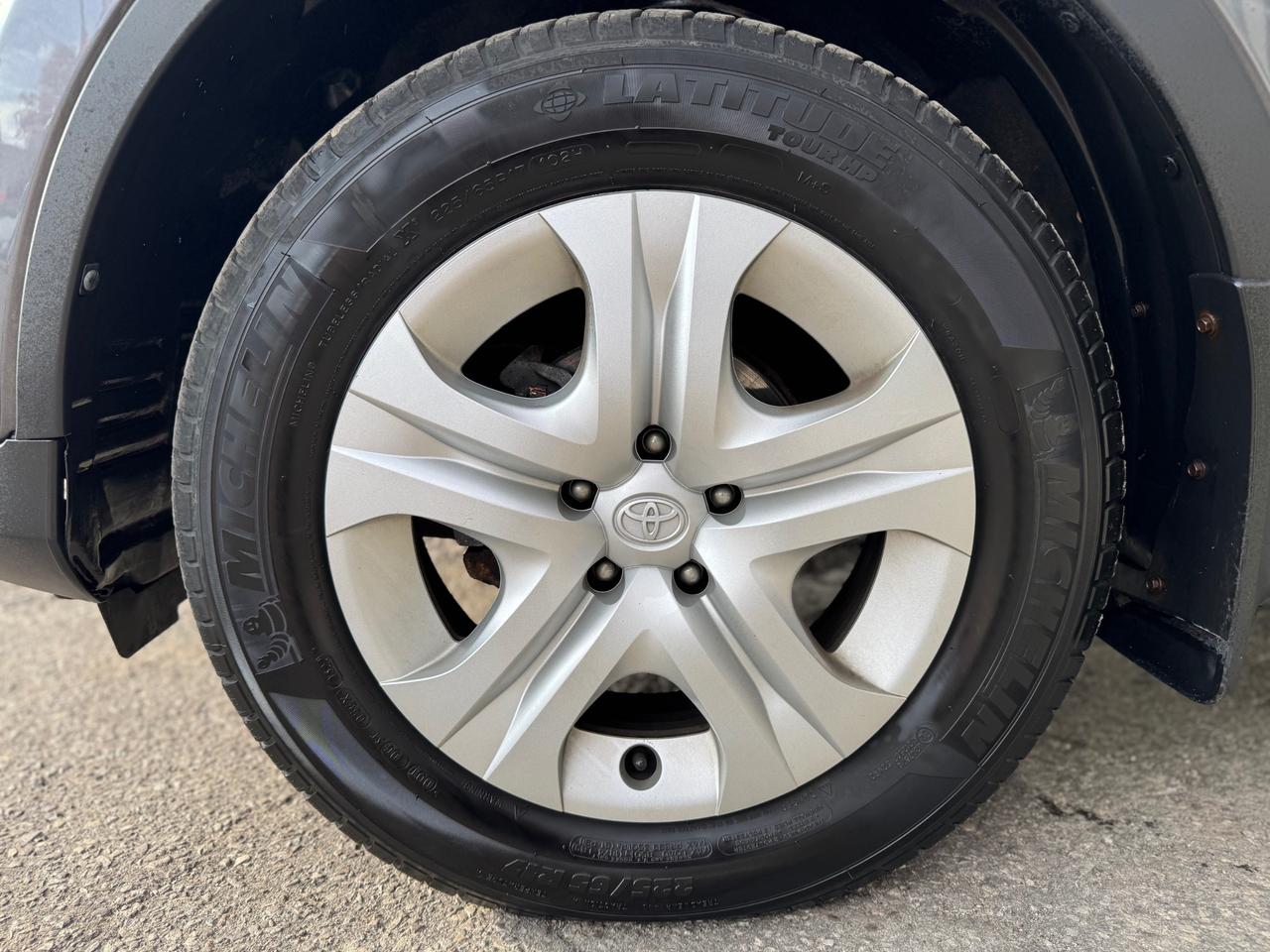 2015 Toyota RAV4 LE AWD | One Owner | Toyota Dealer Serviced Photo