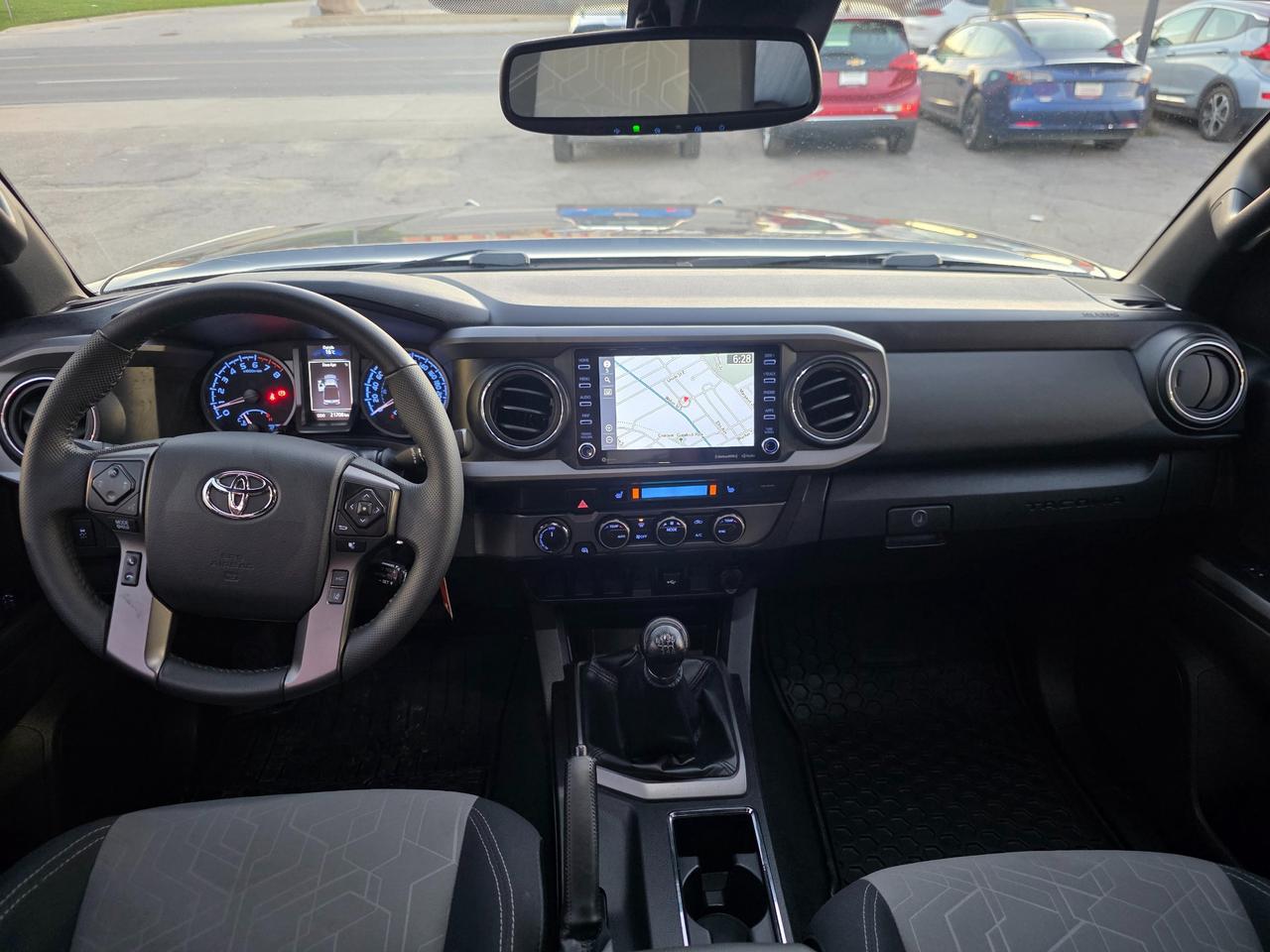 2023 Toyota Tacoma MANUAL |  OFFROAD TRD | LOW KMS | ONE OWNER | ACCIDENT FREE | Photo